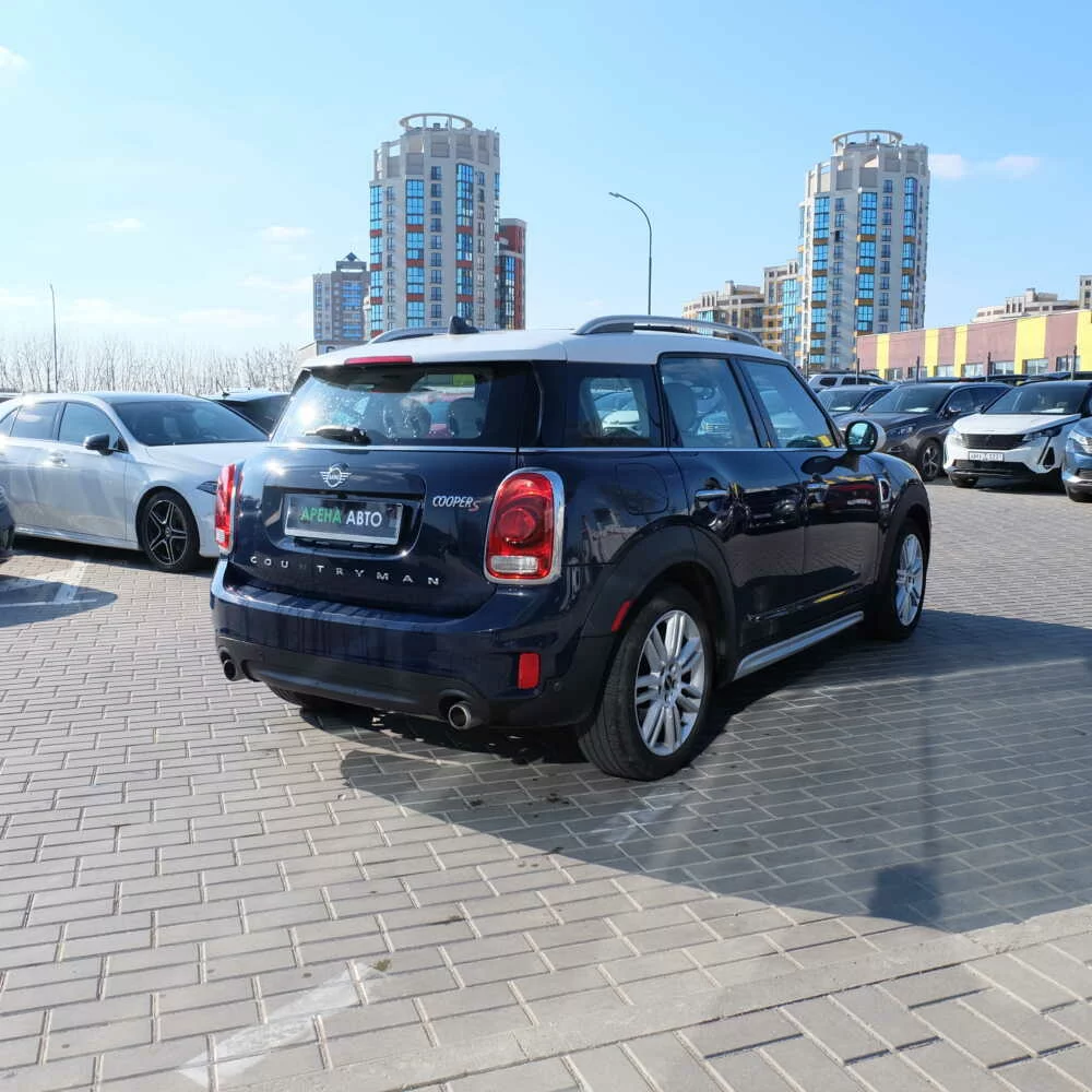 Countryman