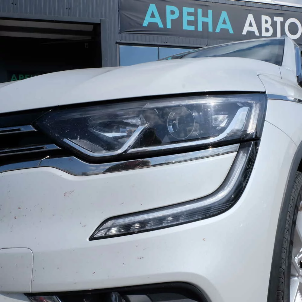  Koleos