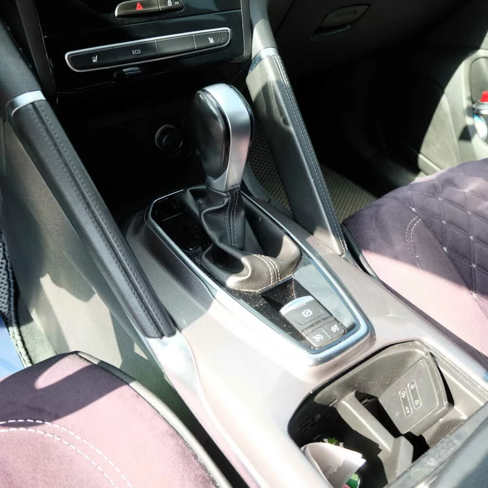  Koleos