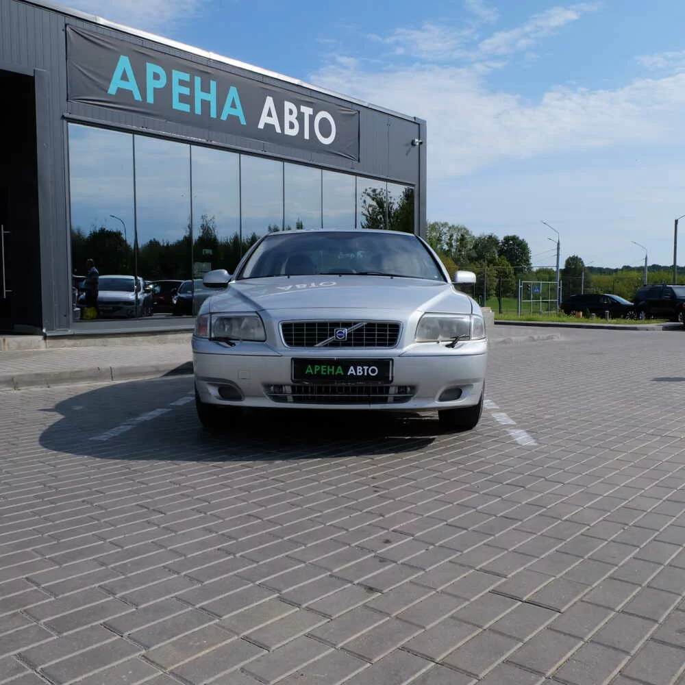  S80