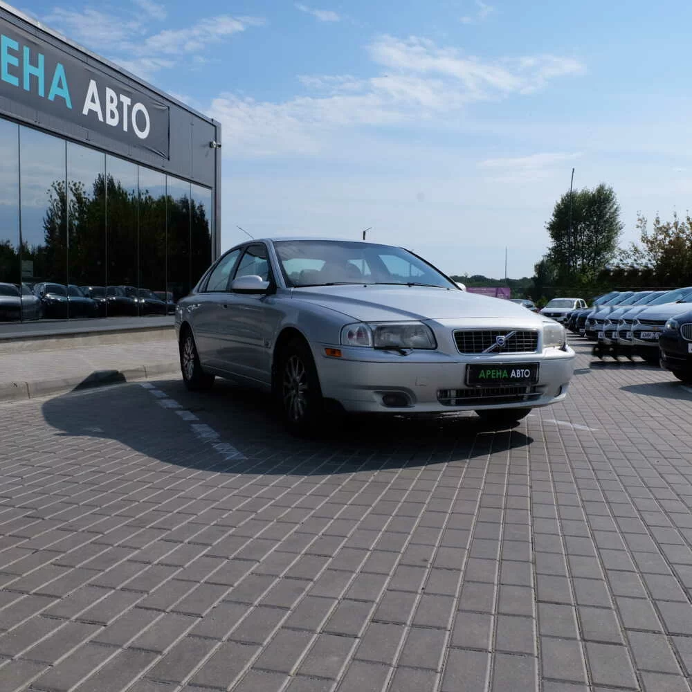  S80
