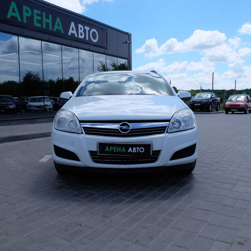 История и эволюция автомобилей Opel