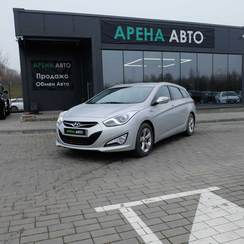 Hyundai i40 2013 г 167400 км