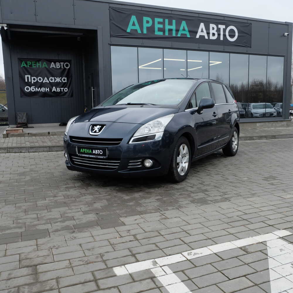 Peugeot 5008 2011 г 232500 км