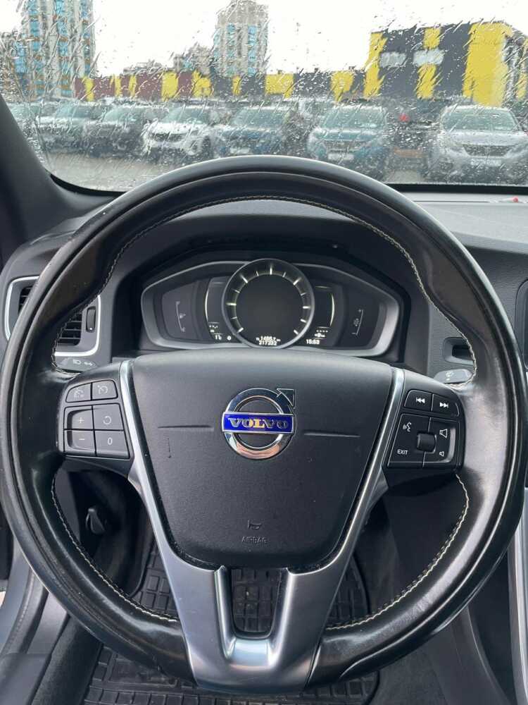  S60