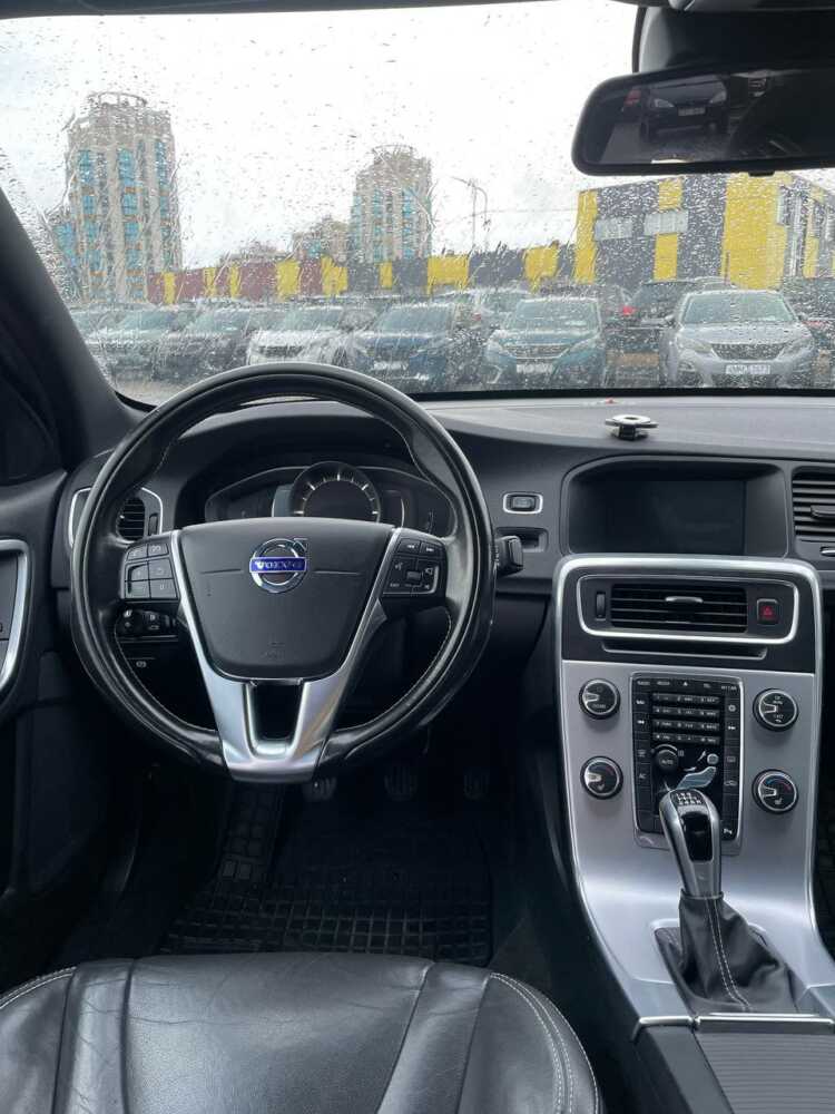  S60