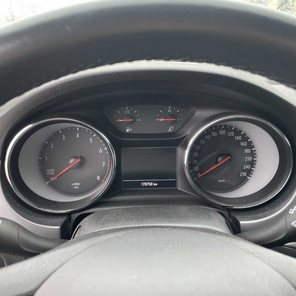  Astra