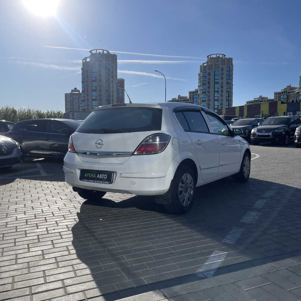  Astra