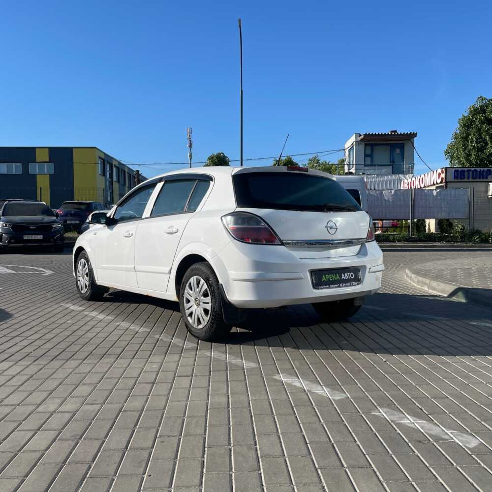  Astra