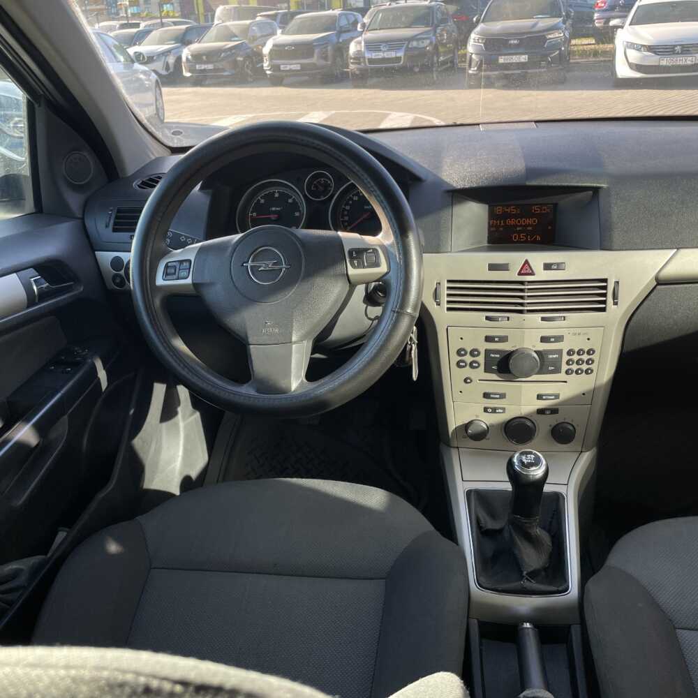  Astra