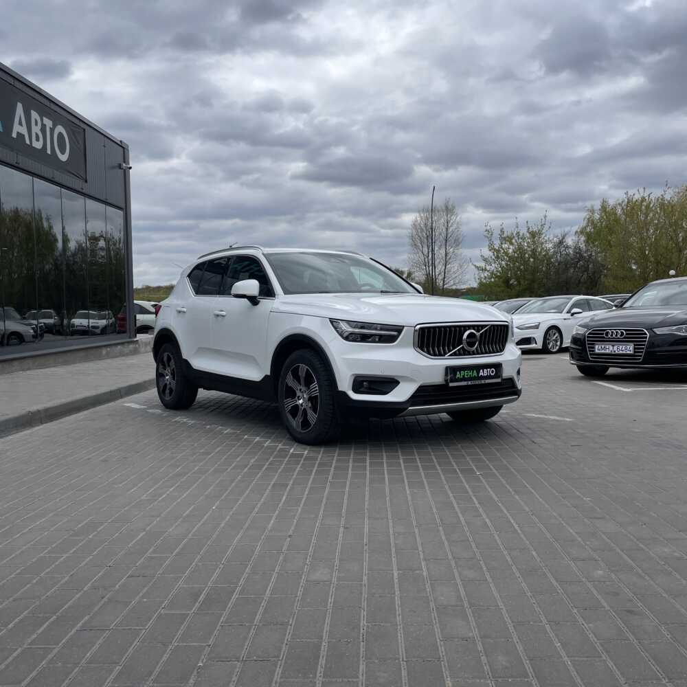  XC40