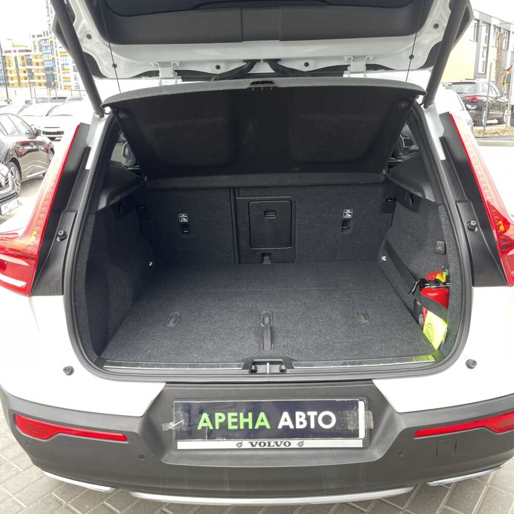 XC40