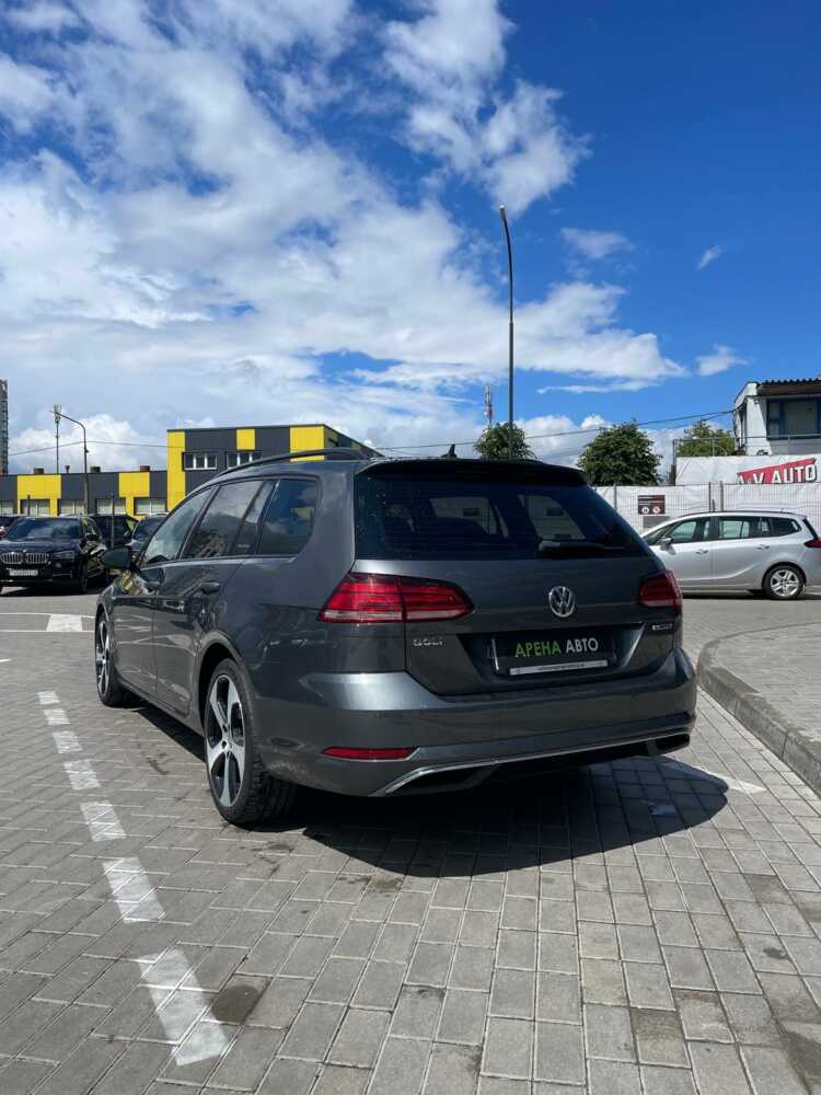  Golf