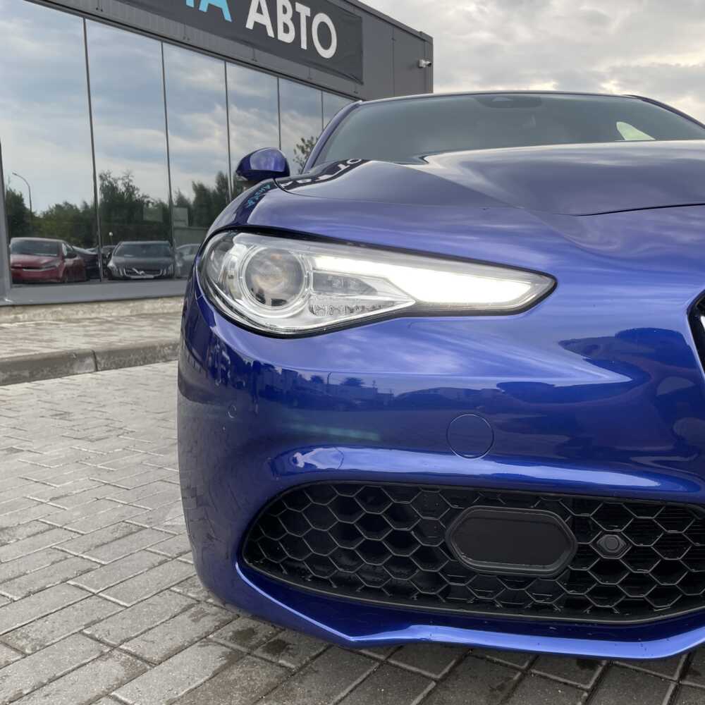  Giulia