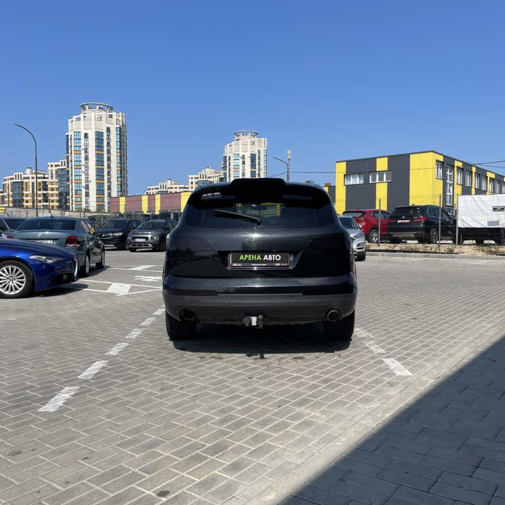  Q7