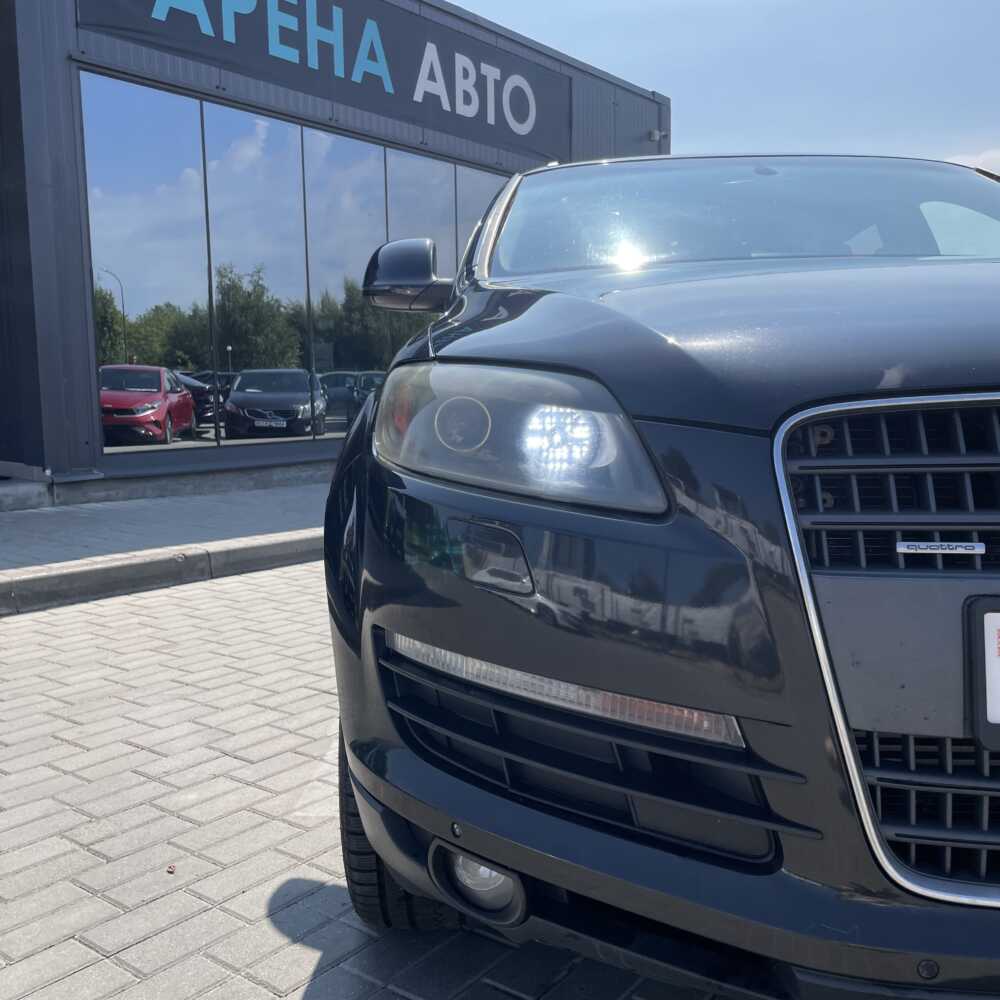  Q7
