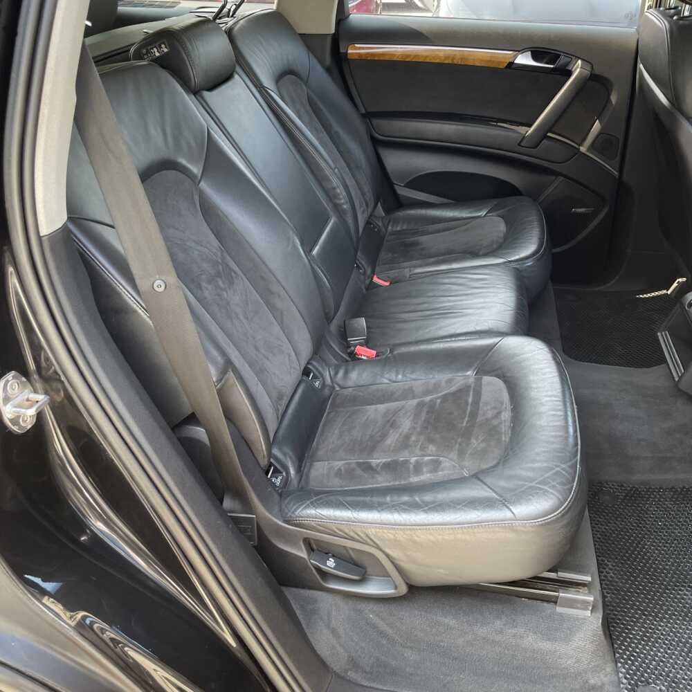  Q7
