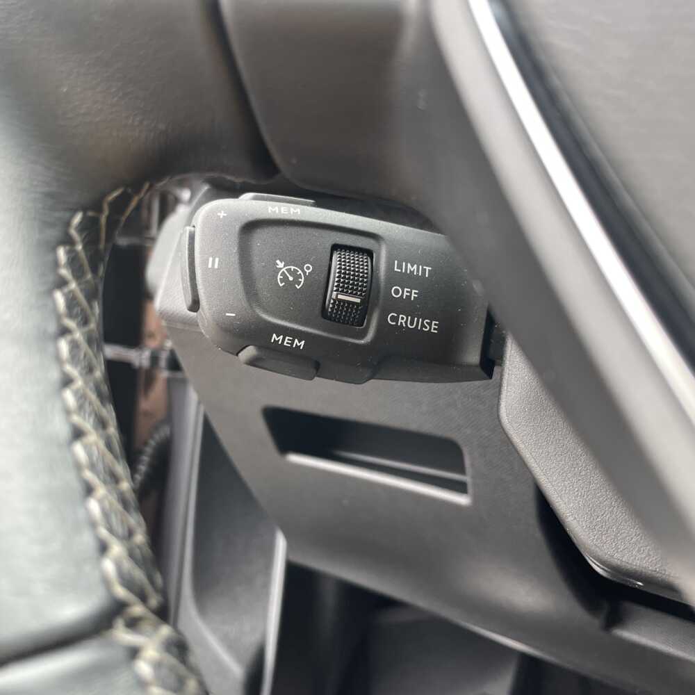  3008