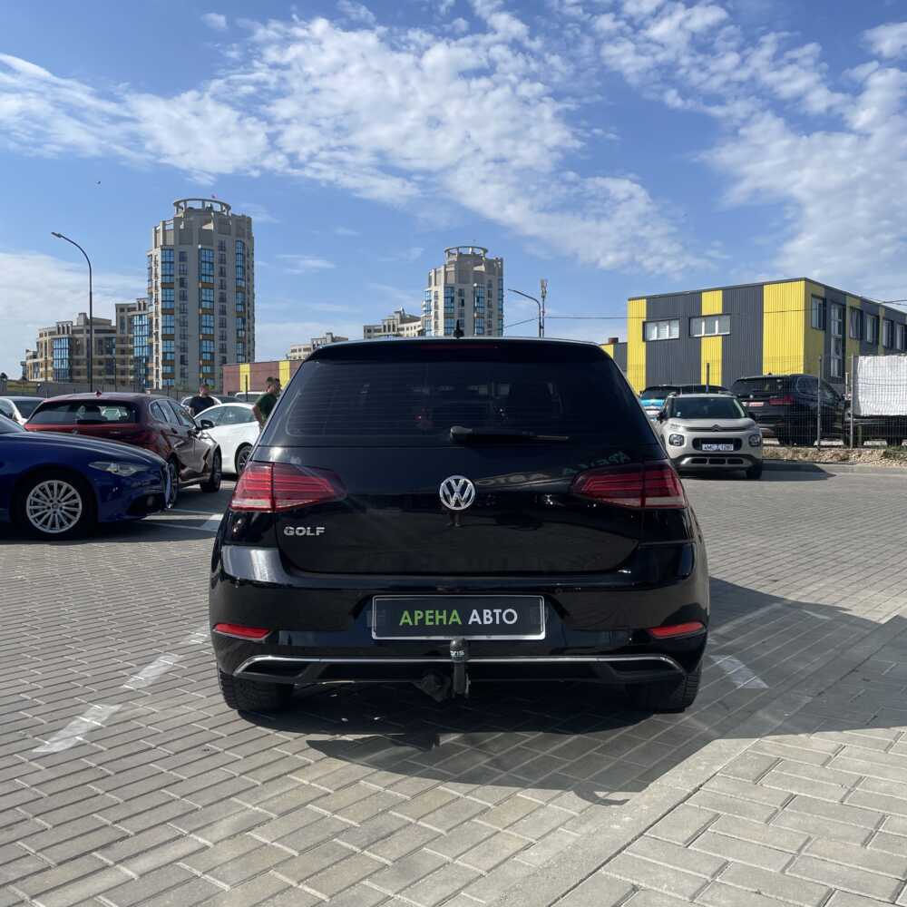  Golf