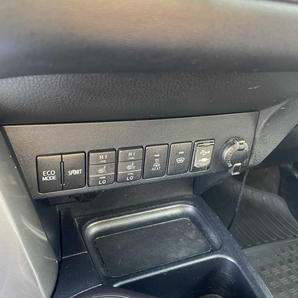  RAV4