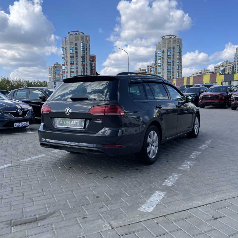  Golf