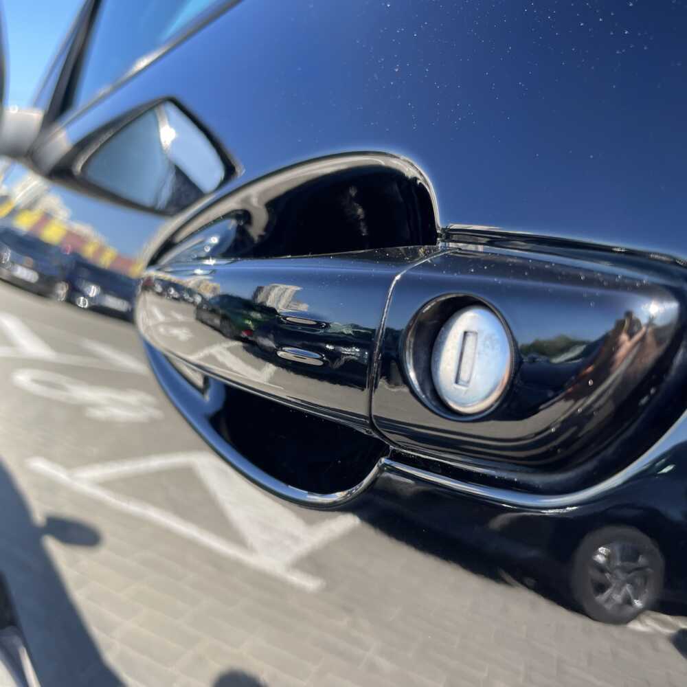  3008