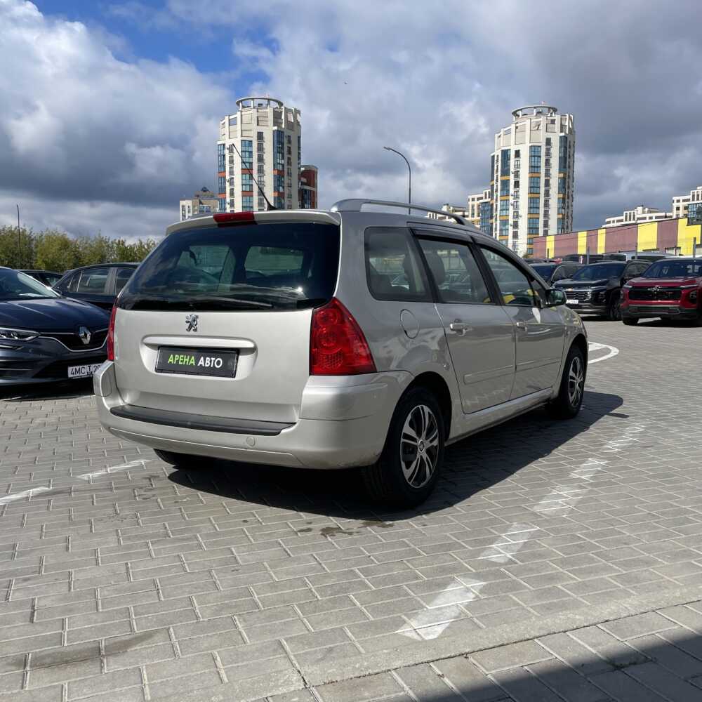  307