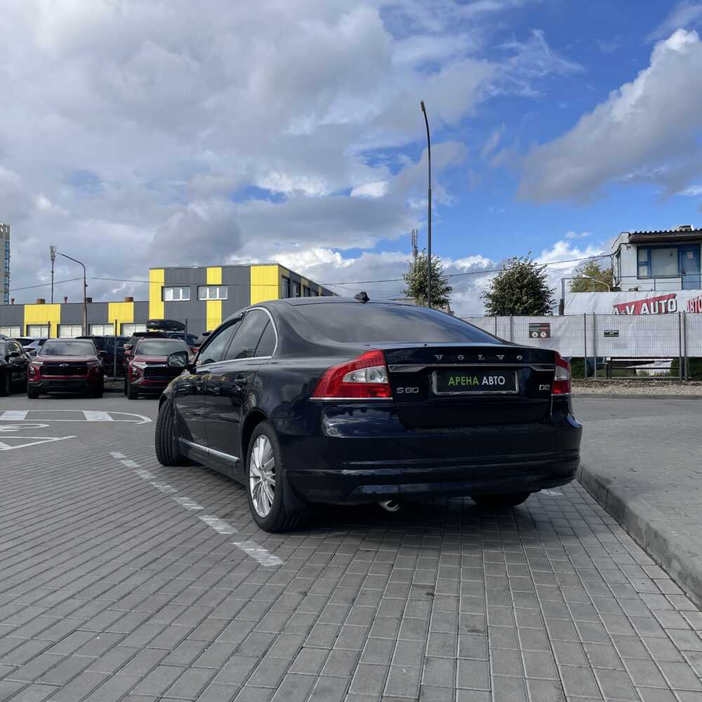  S80