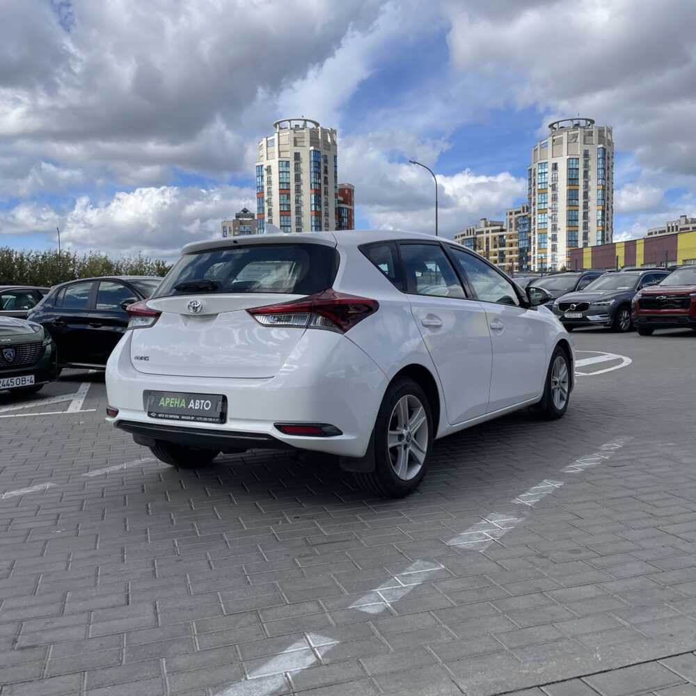  Auris