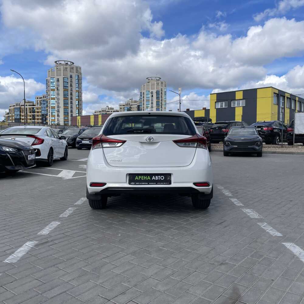  Auris