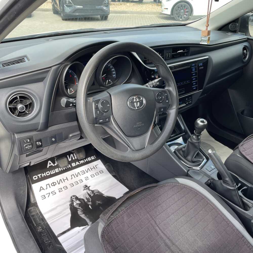  Auris
