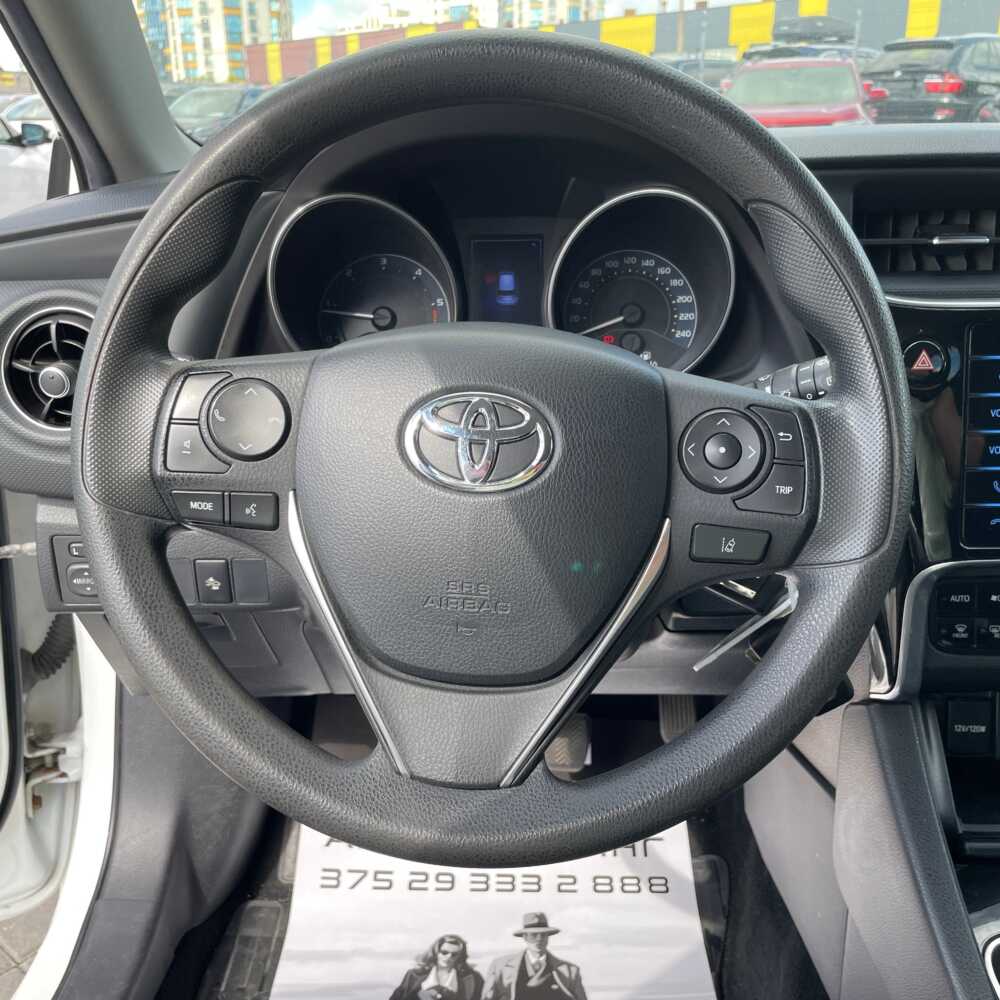  Auris