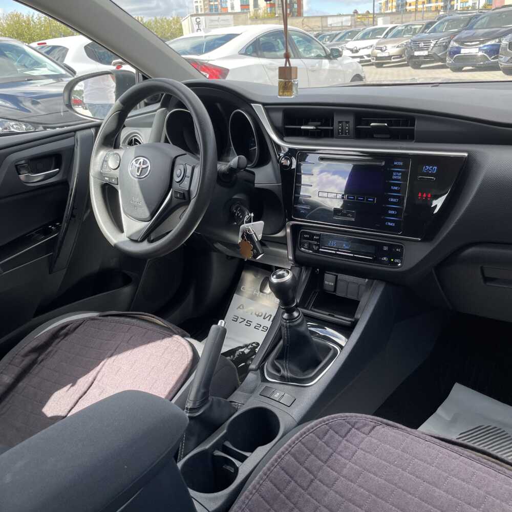  Auris