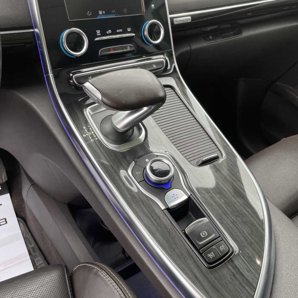  Espace