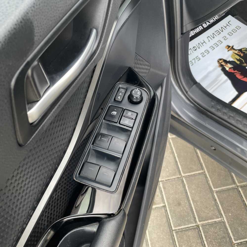  C-HR