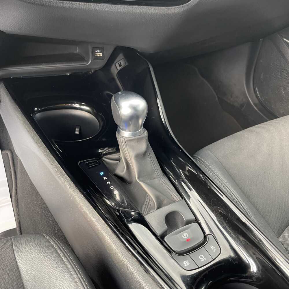  C-HR