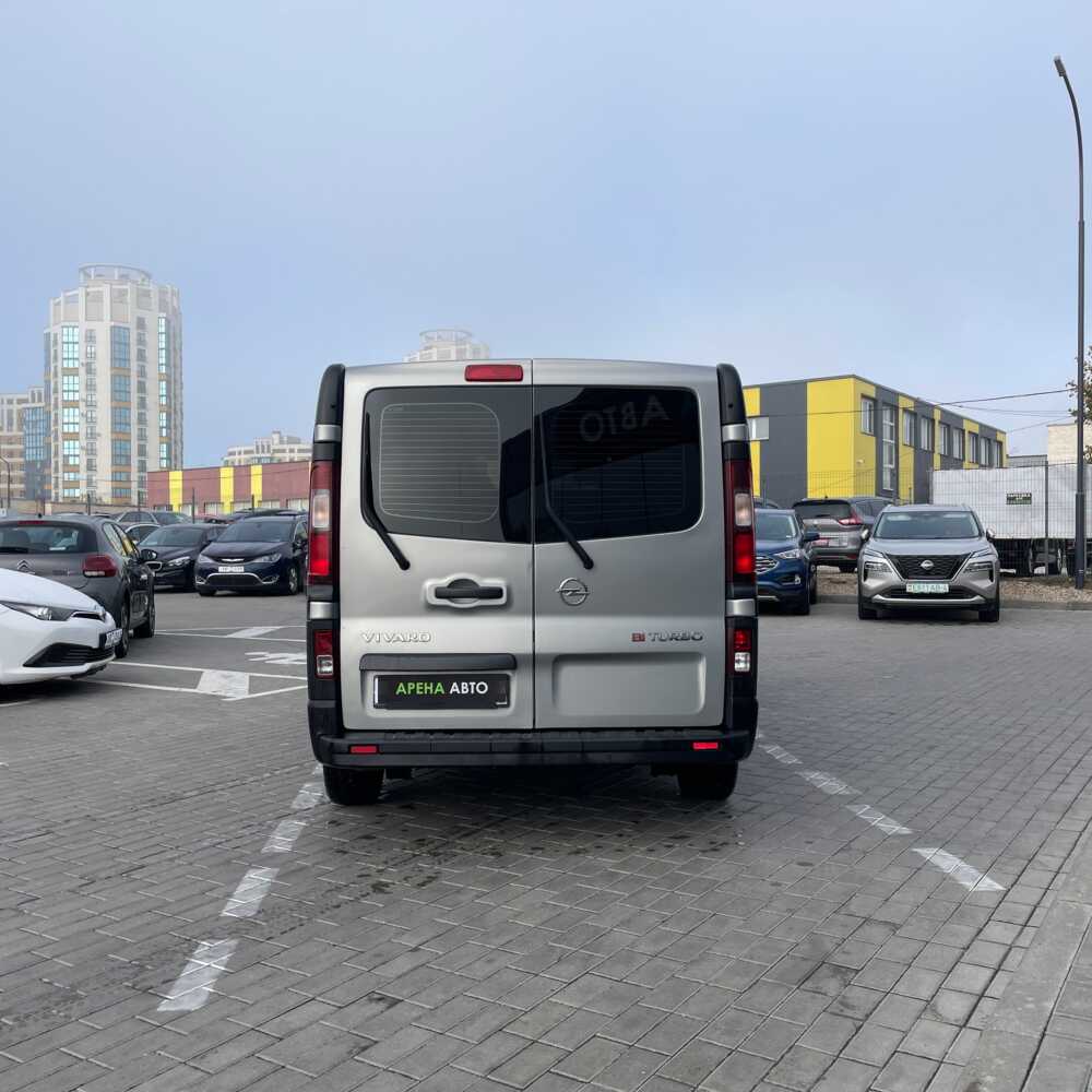  Vivaro