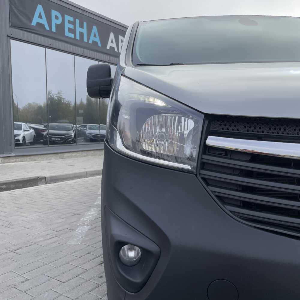  Vivaro