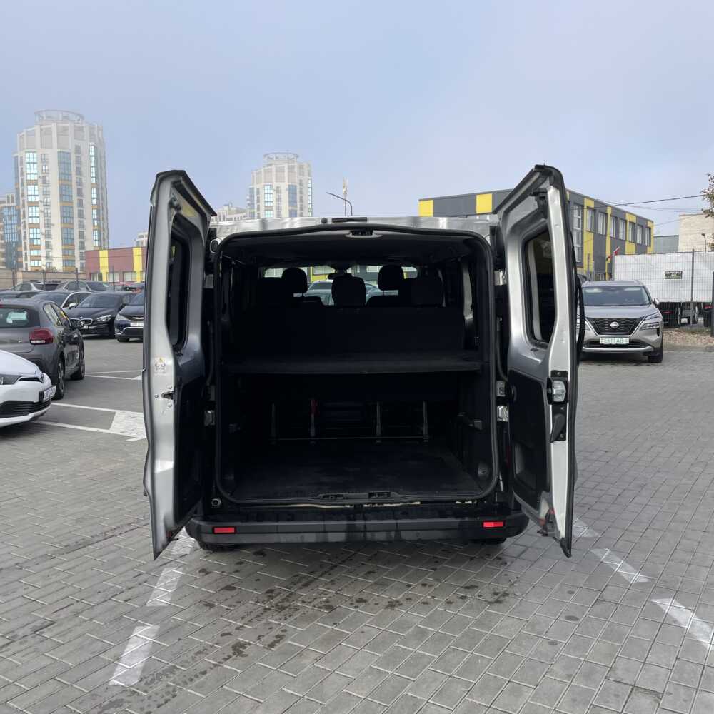  Vivaro
