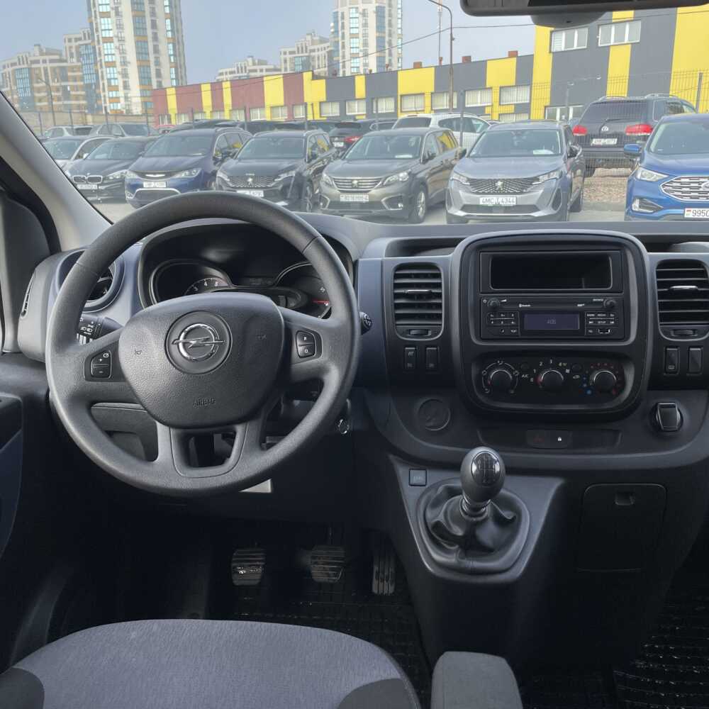  Vivaro