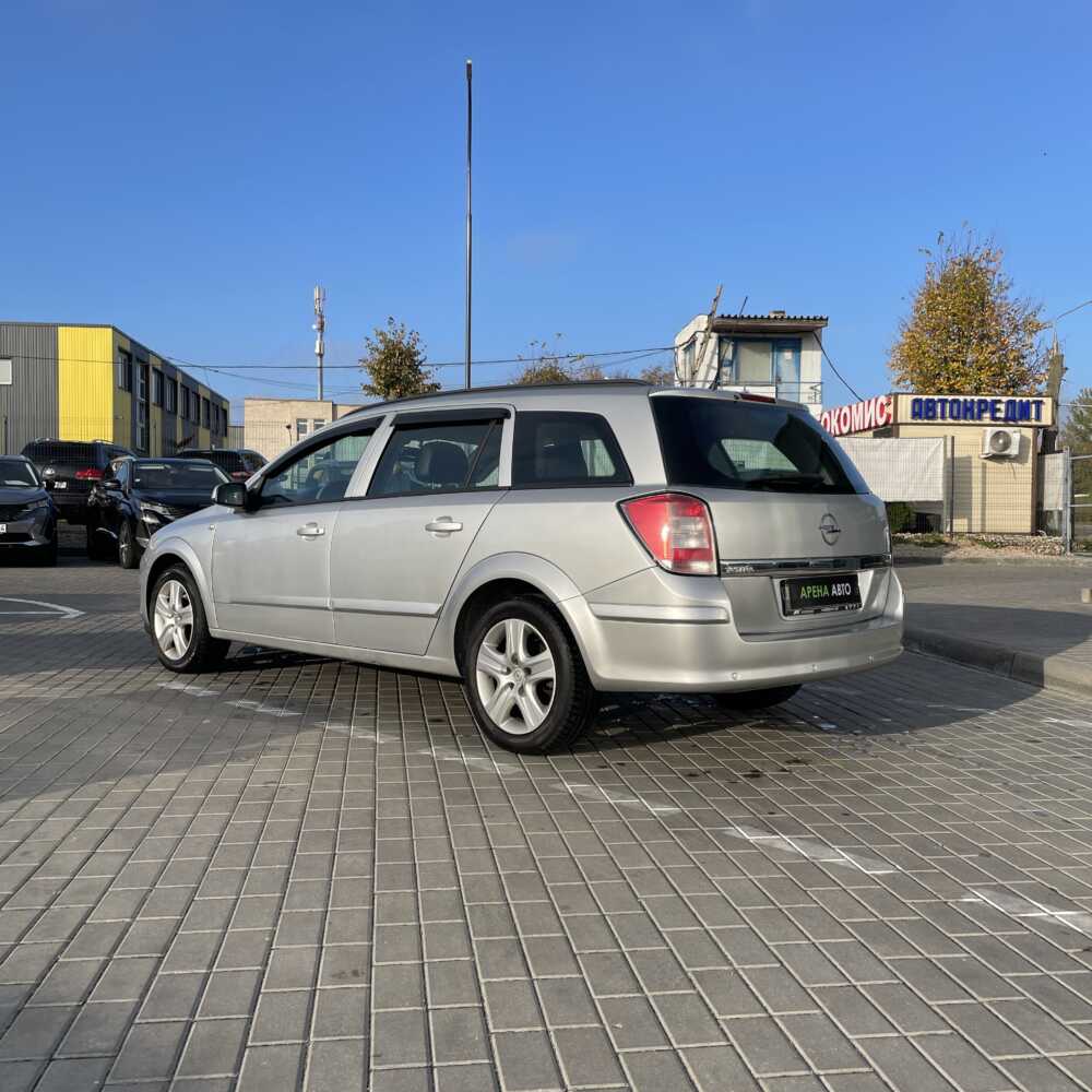  Astra