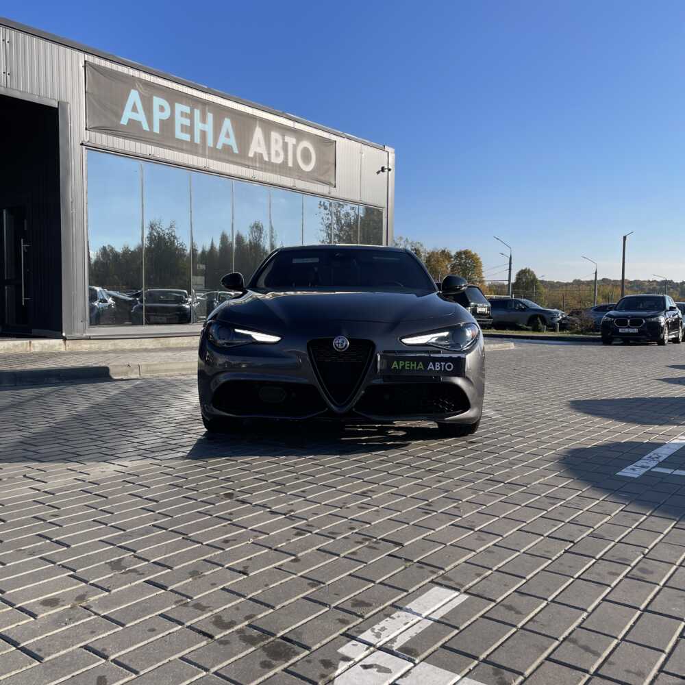  Giulia