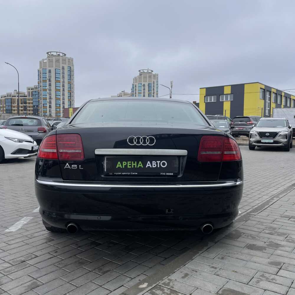  A8