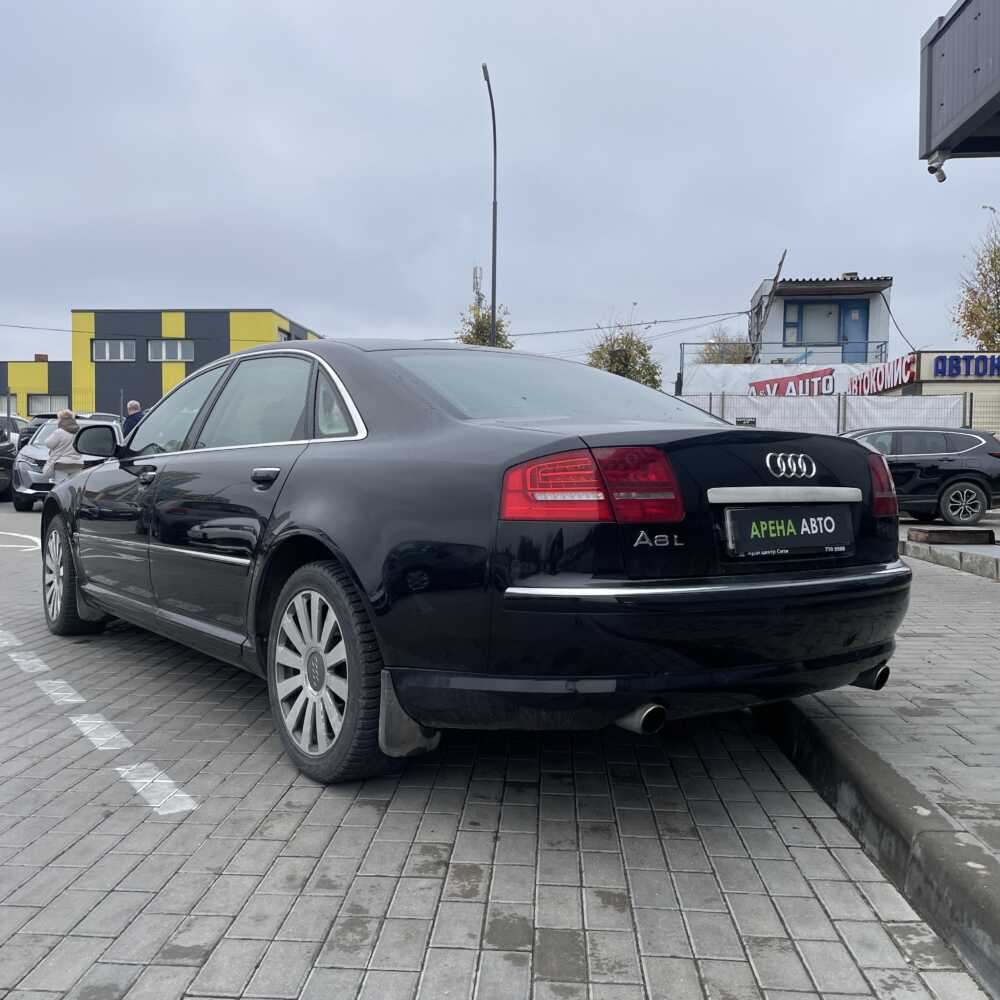  A8
