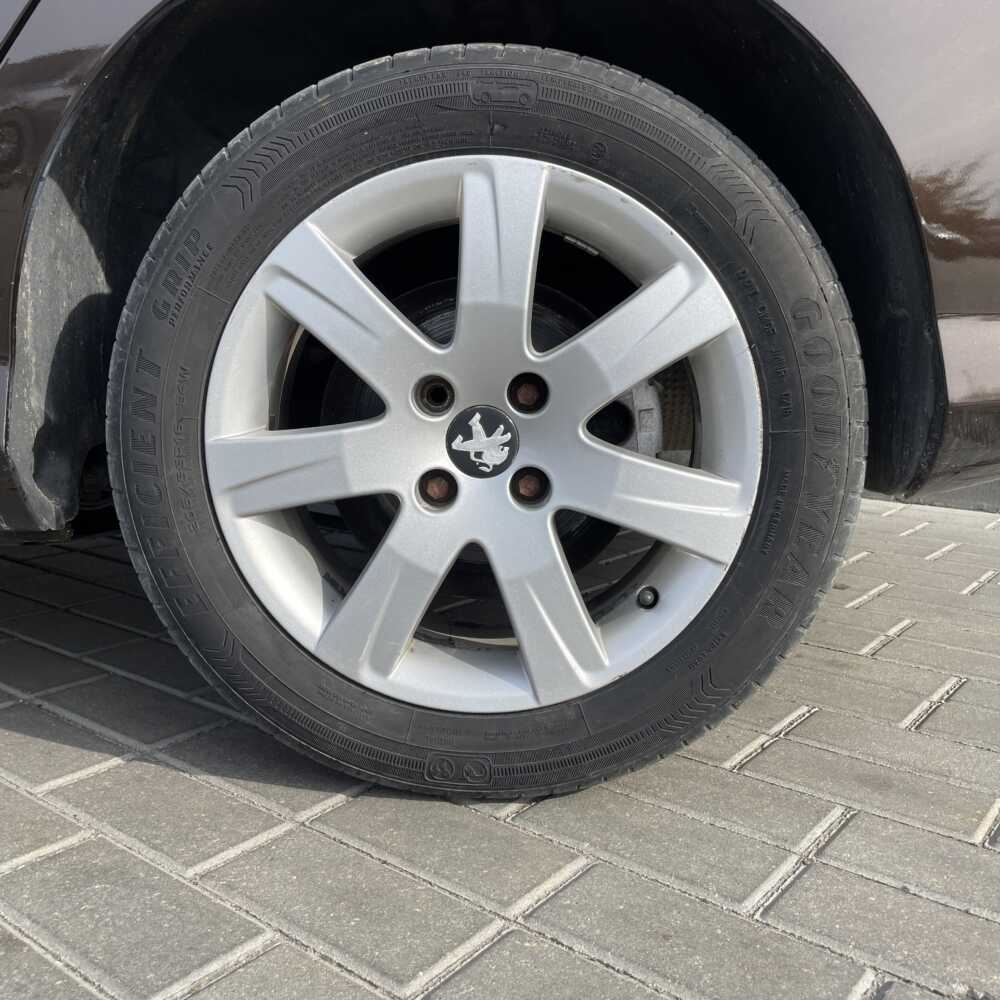 308