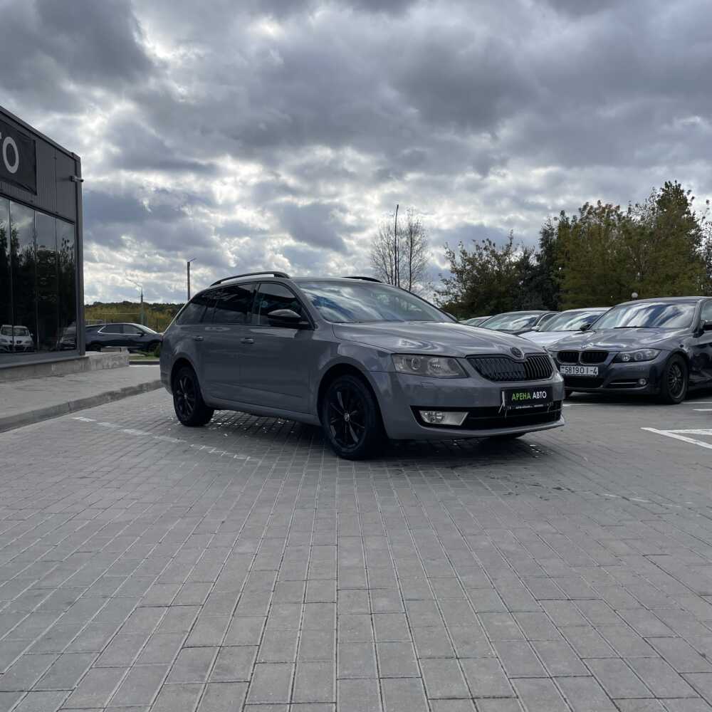  Octavia